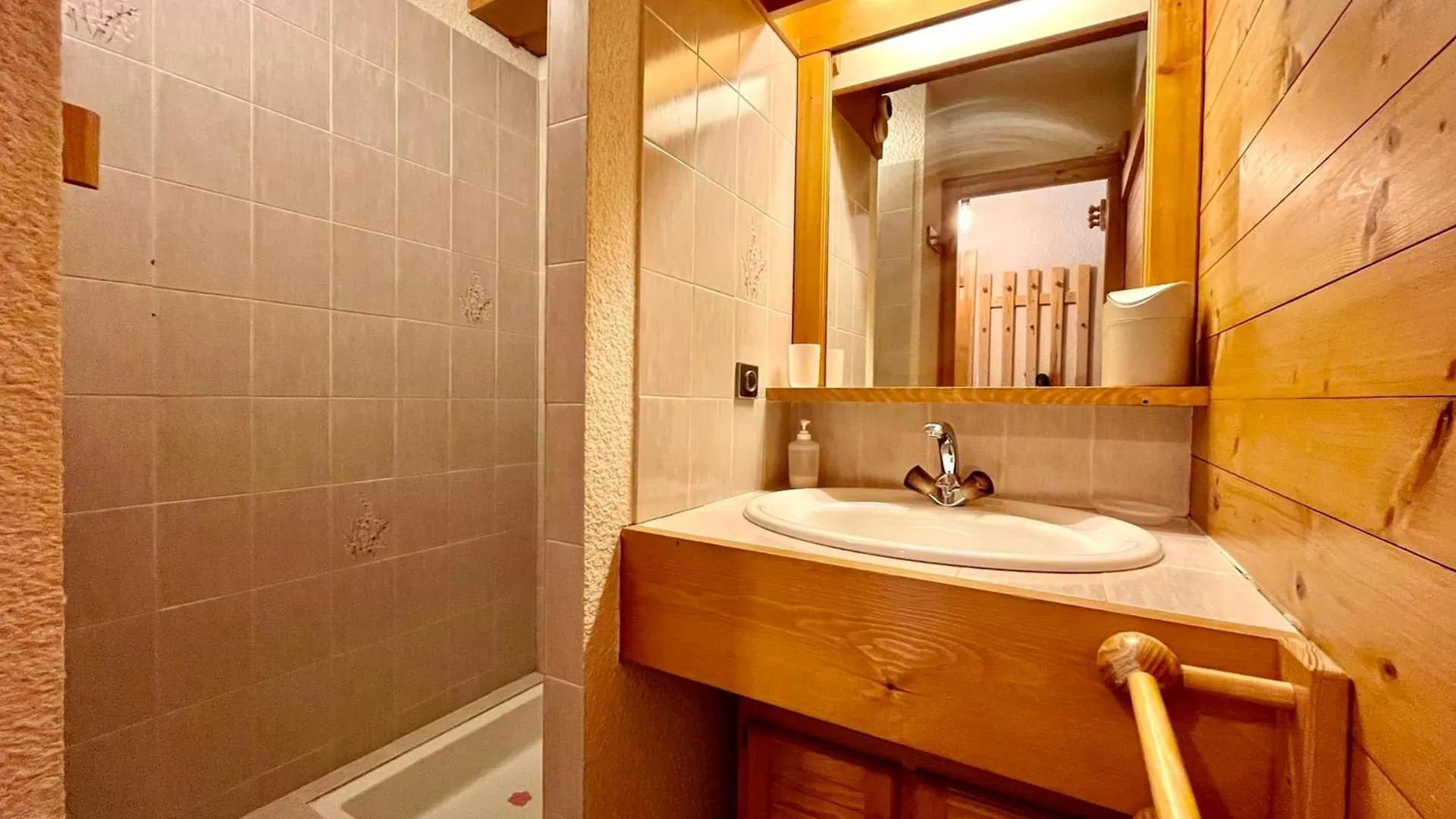 アパート Studio With Balcony Close To The Slopes コンブルー